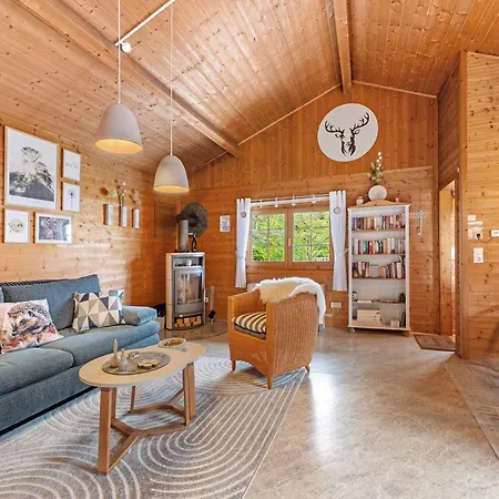 Moi Holzhaisel Tatil Evi *